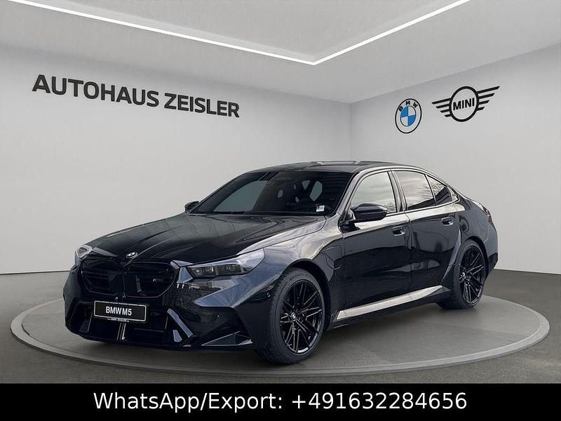 Saphirschwarz Neu 2025 BMW M5 Performance Limousine | 129.750 € (Superpreis) - Bild 1/4