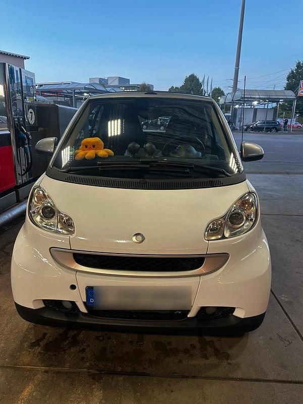 Weiß Gebraucht 2010 Smart ForTwo Cabrio Cabrio | 5.300 € (Fairer Preis) - Bild 1/4