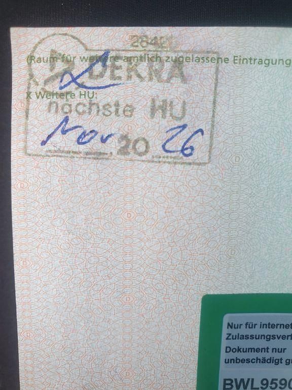 Schwarz Gebraucht 2005 Renault Mégane II Limousine | 1.600 € (Fairer Preis) - Bild 1/4