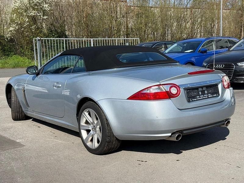 Gebraucht Jaguar XK 298 PS (219 kW) 2006 Silber Cabrio