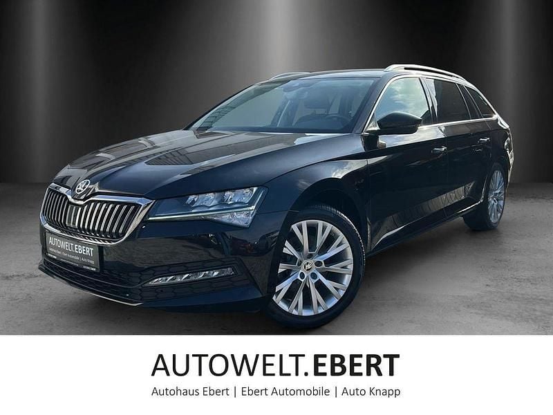 Schwarz Gebraucht 2022 Skoda Superb Kombi | 24.690 € (Guter Preis) - Bild 1/4