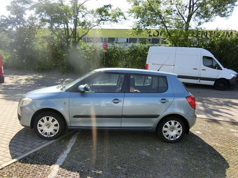 Gebraucht Skoda Fabia Ambiente 105 PS (77 kW) 2007 Grau Kleinwagen