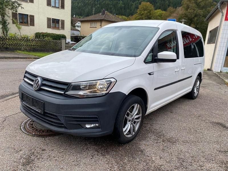 Candyweiss Gebraucht 2017 VW Caddy Maxi Trendline Van / Kleinbus | 17.999 € (Superpreis) - Bild 1/4
