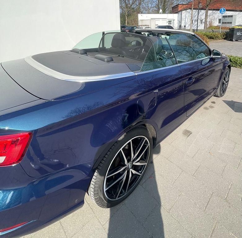 Gebraucht Audi A3 Cabriolet Comfort 150 PS (110 kW) 2018 Blau Cabrio