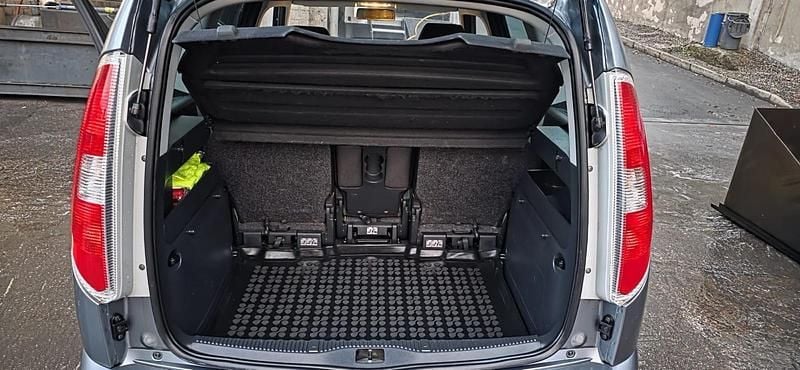 Gebraucht Skoda Roomster 86 PS (63 kW) 2013 Blau Van / Kleinbus