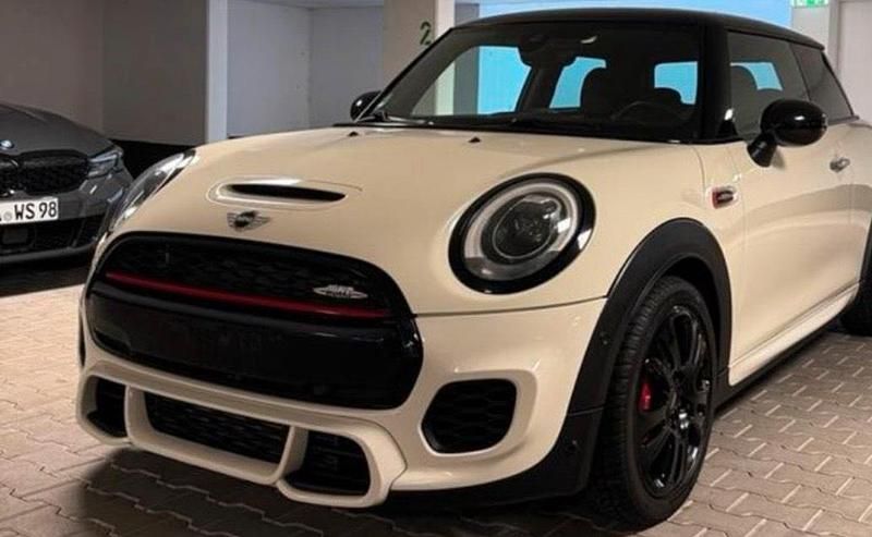 Beige Gebraucht 2015 Mini John Cooper Works Kleinwagen | 20.000 € (Etwas zu teuer) - Bild 1/4