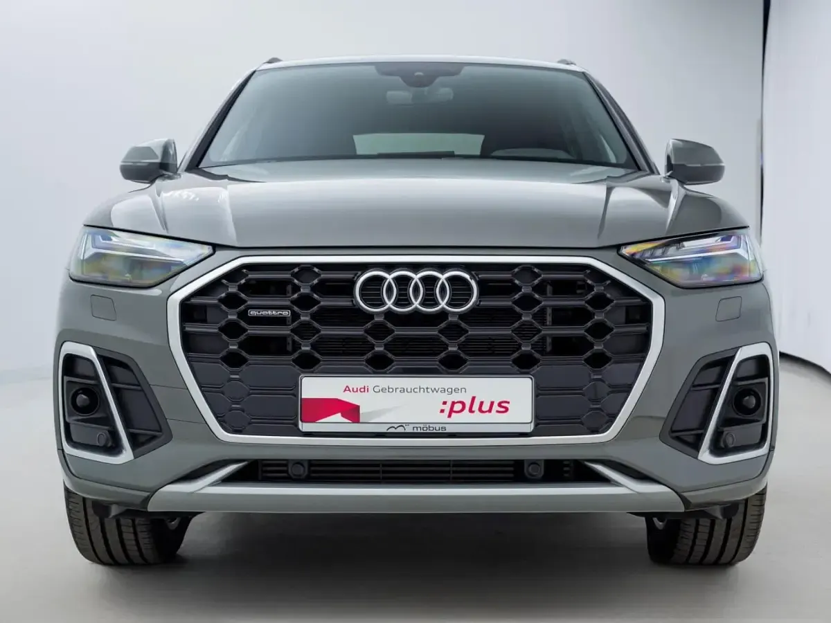 Gebraucht Audi Q5 S-Line 299 PS (219 kW) 2025 Chronosgrau metallic SUV