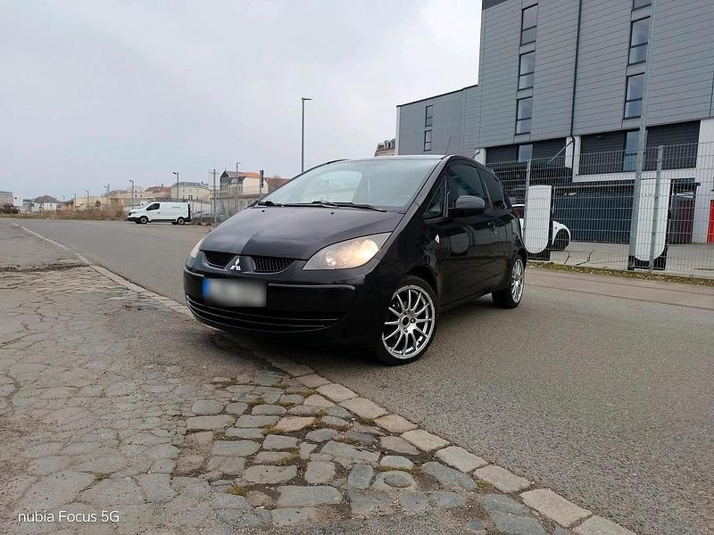 Gebraucht Mitsubishi Colt Top 95 PS (69 kW) 2008 Schwarz Kleinwagen