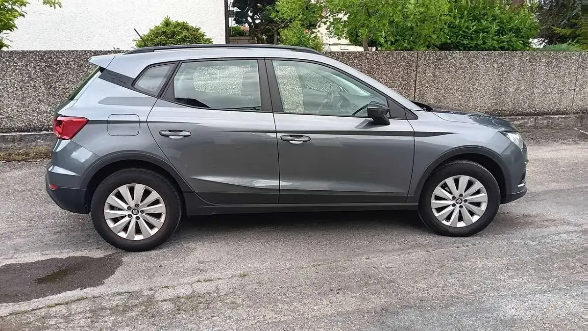 Gebraucht Seat Arona Style 95 PS (69 kW) 2018 Grau SUV