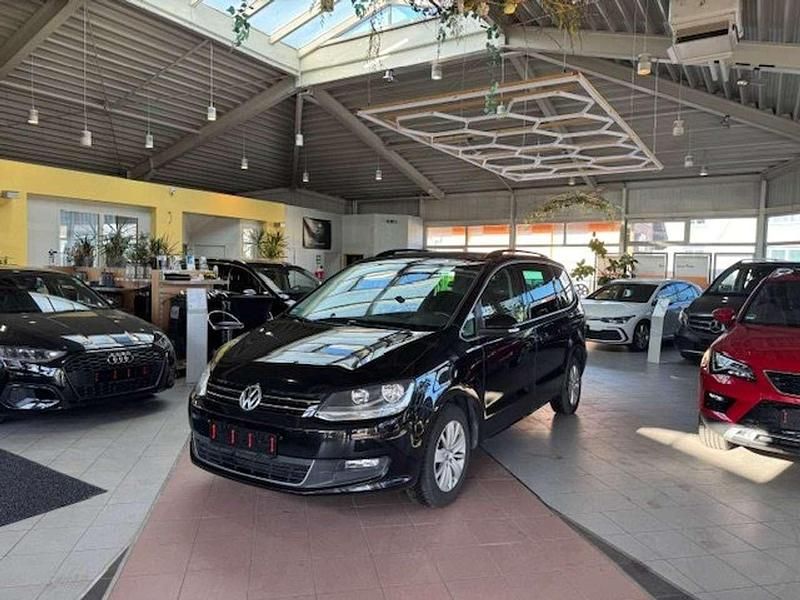 Gebraucht VW Sharan Comfortline 140 PS (102 kW) 2014 Deep black perleffekt Van / Kleinbus