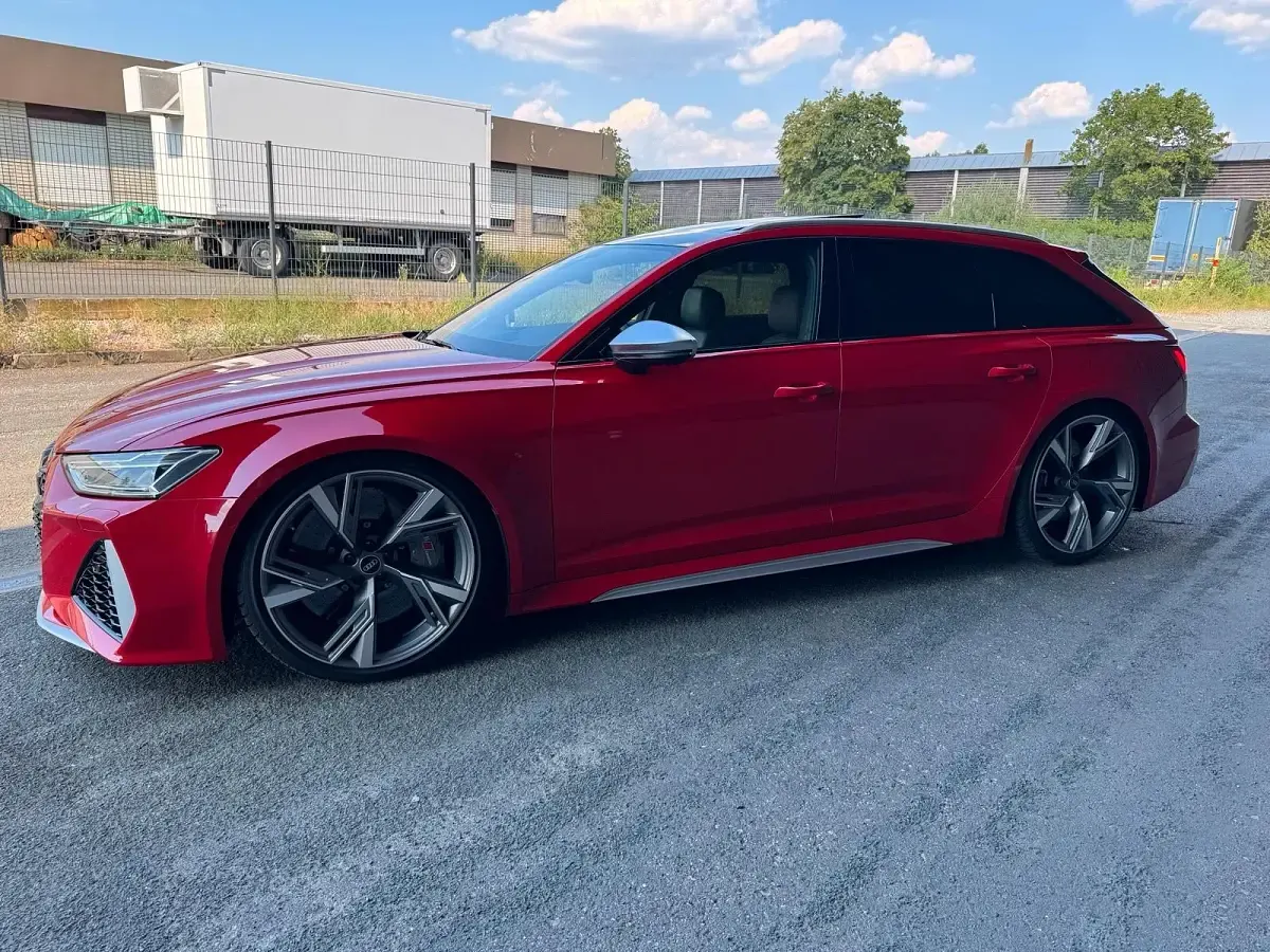 Gebraucht Audi RS6 Comfort 600 PS (441 kW) 2020 Rot Kombi