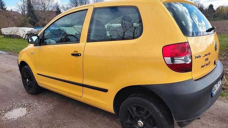 Gebraucht VW Fox 75 PS (55 kW) 2007 Gelb Kleinwagen