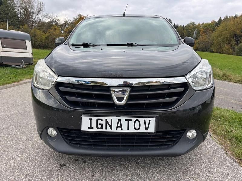 Gebraucht 2014 Dacia Lodgy Van / Kleinbus | 3.999 € (Superpreis) - Bild 1/4