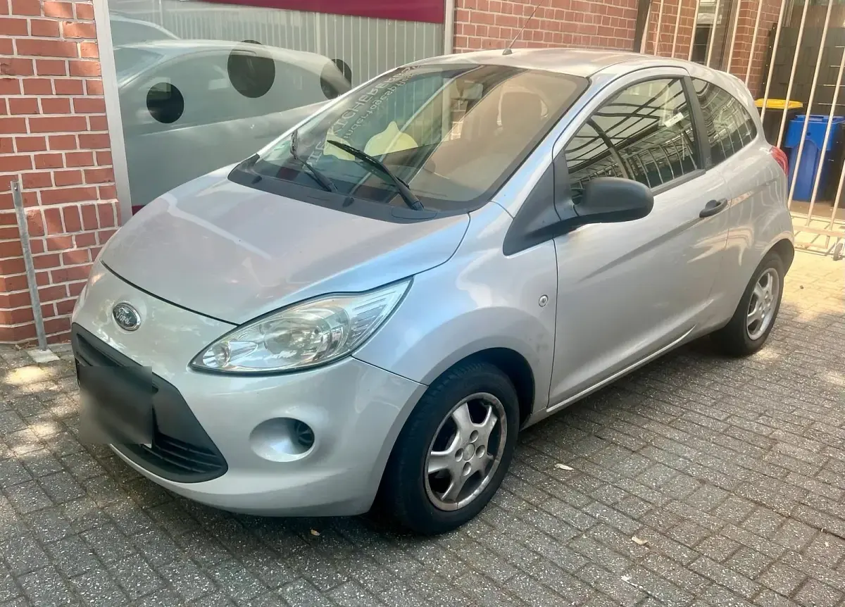 Gebraucht Ford Ka 69 PS (50 kW) 2009 Silber Kleinwagen