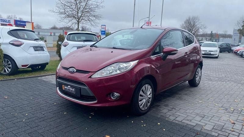 Gebraucht Ford Fiesta Titanium 82 PS (60 kW) 2009 Kleinwagen