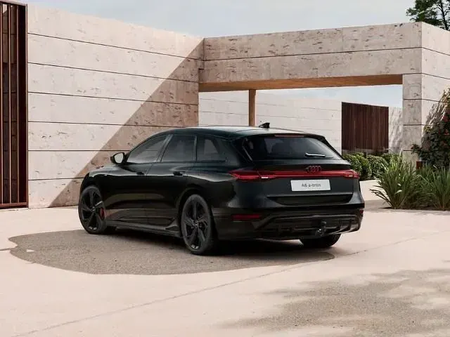 Gebraucht Audi A6 e-tron Business 269 kW (367 PS) 2026 Schwarz Kombi
