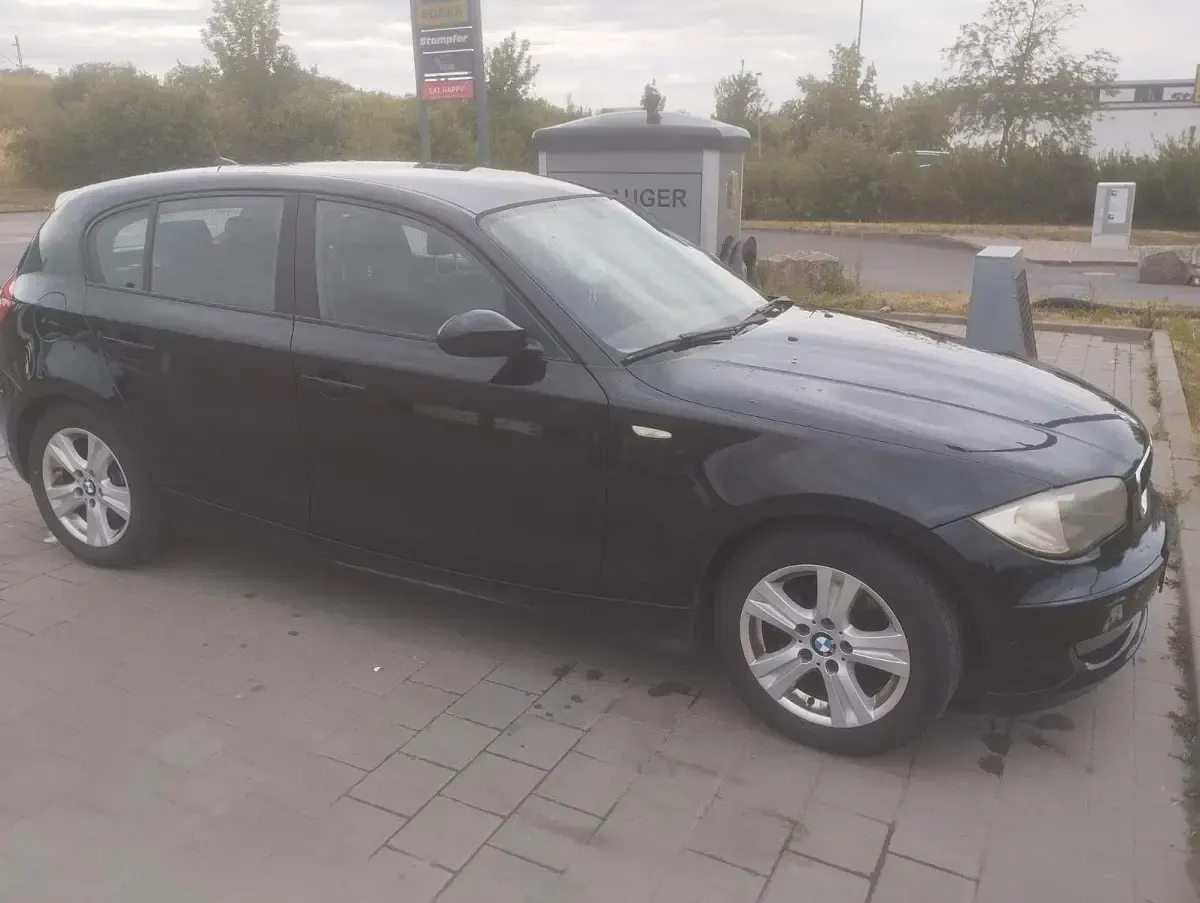 Gebraucht BMW 118 150 PS (110 kW) 2008 Schwarz Kleinwagen
