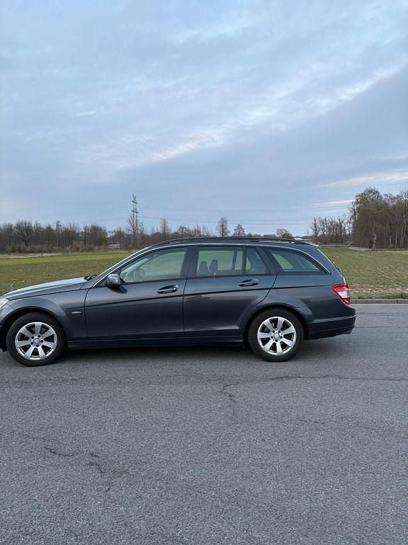 Second-hand Mercedes C200 136 CP (100 kW) 2010 Gri Break