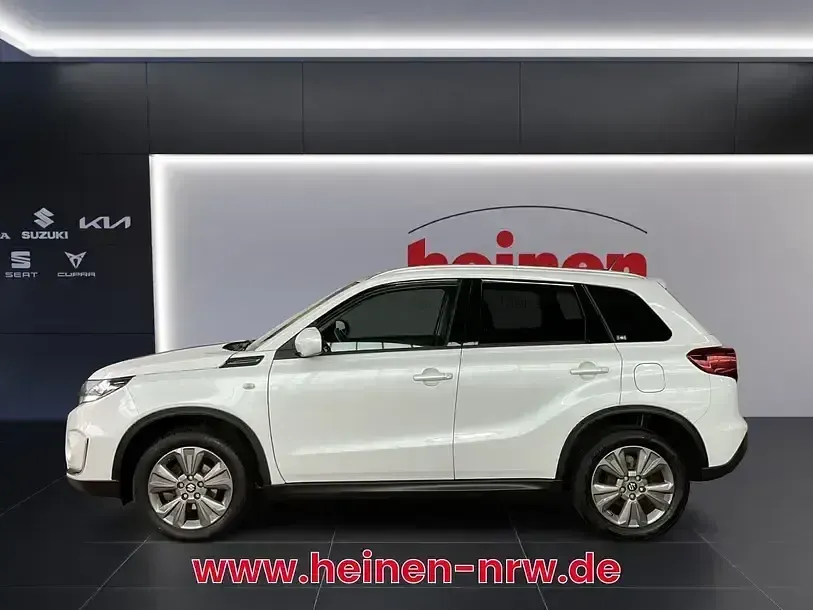 Gebraucht Suzuki Vitara Comfort 129 PS (94 kW) 2021 Weiß SUV