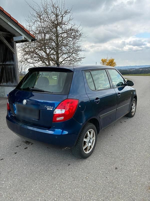 Gebraucht Skoda Fabia 85 PS (62 kW) 2009 Blau Kleinwagen