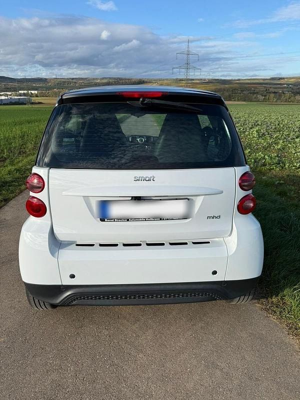 Gebraucht Smart ForTwo Coupé 71 PS (52 kW) 2013 Weiß Coupé