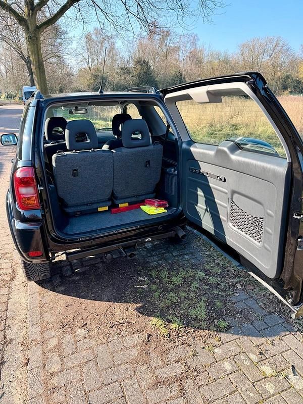 Gebraucht Toyota RAV4 150 PS (110 kW) 2005 Schwarz SUV