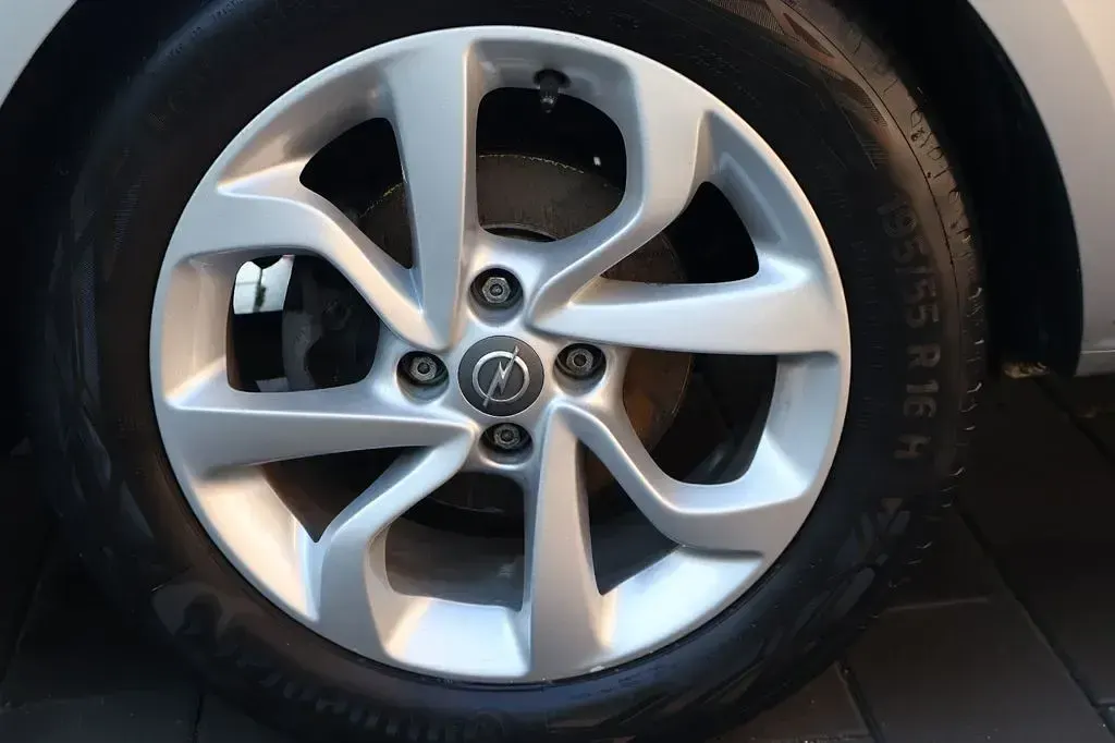 Gebraucht Opel Corsa 90 PS (66 kW) 2019 Grau Kleinwagen