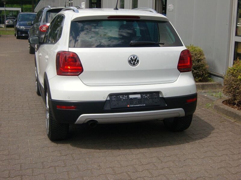 Gebraucht VW Polo Cross 90 PS (66 kW) 2014 Weiß Kleinwagen