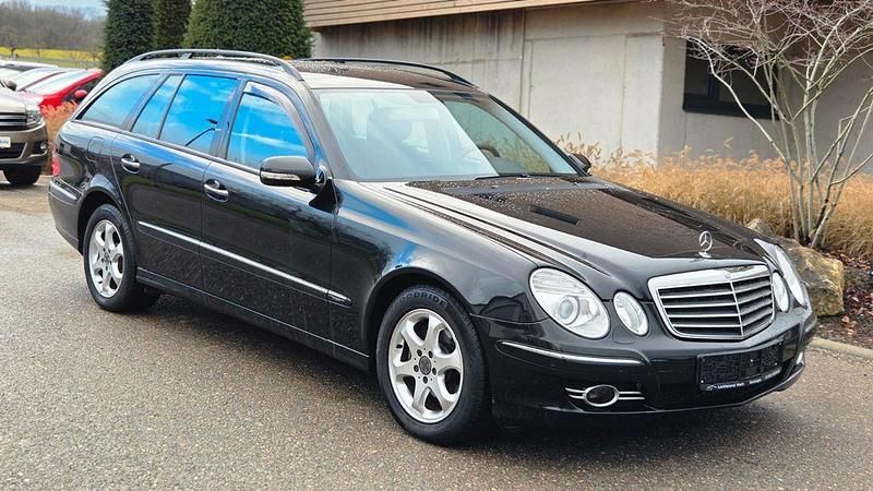 Gebraucht Mercedes E200 Avantgarde 184 PS (135 kW) 2008 Schwarz Kombi