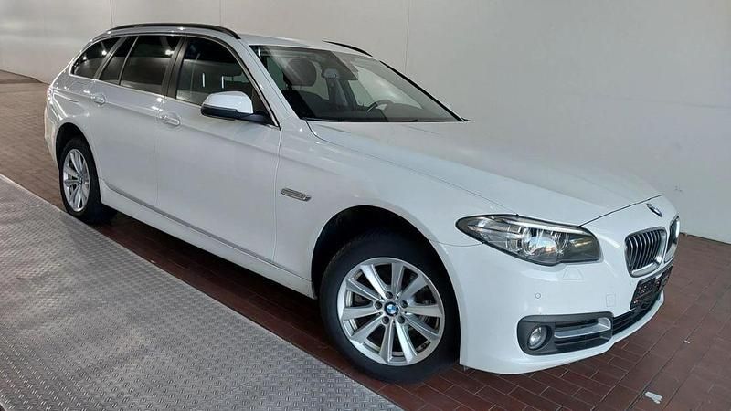 Gebraucht BMW 520 190 PS (139 kW) 2016 Weiß Kombi