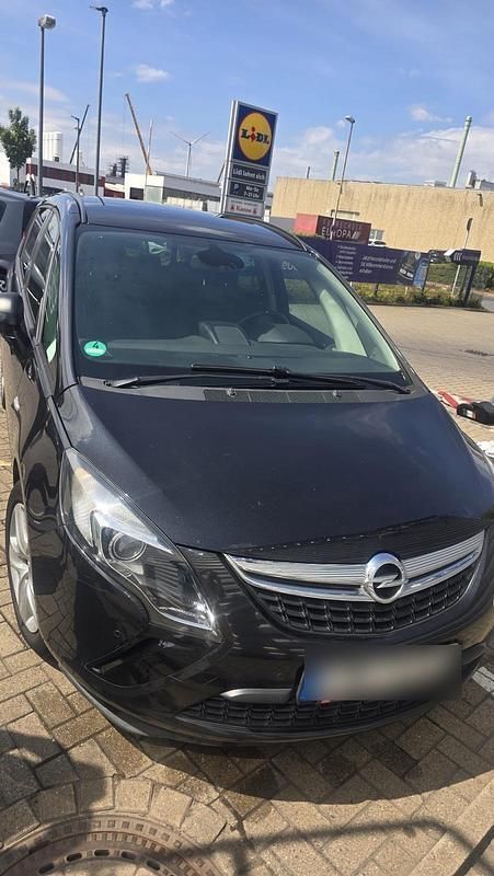 Schwarz Gebraucht 2015 Opel Zafira Tourer Van / Kleinbus | 3.500 € (Fairer Preis) - Bild 1/4
