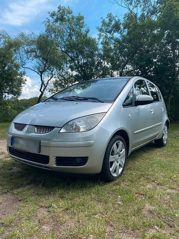 Silber Gebraucht 2007 Mitsubishi Colt Kleinwagen | 1.099 € - Bild 1/4