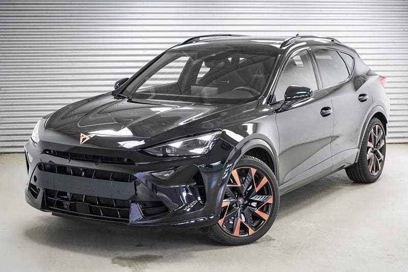 Midnight black metallic (0e) Gebraucht 2025 Cupra Formentor VZ SUV | 39.290 € (Superpreis) - Bild 1/4