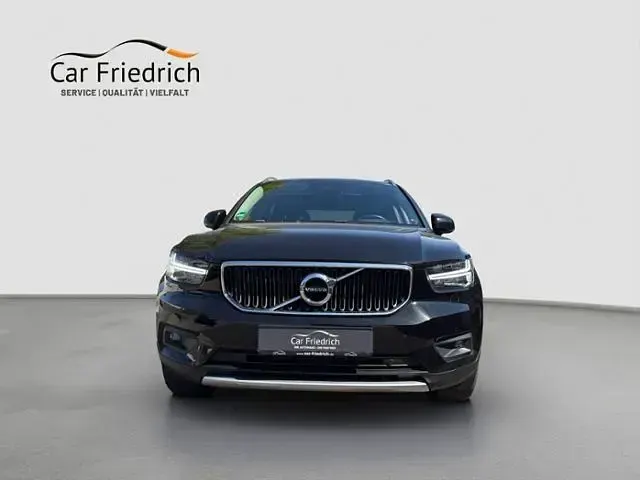 Gebraucht Volvo XC40 Momentum 150 PS (110 kW) 2019 Schwarz SUV