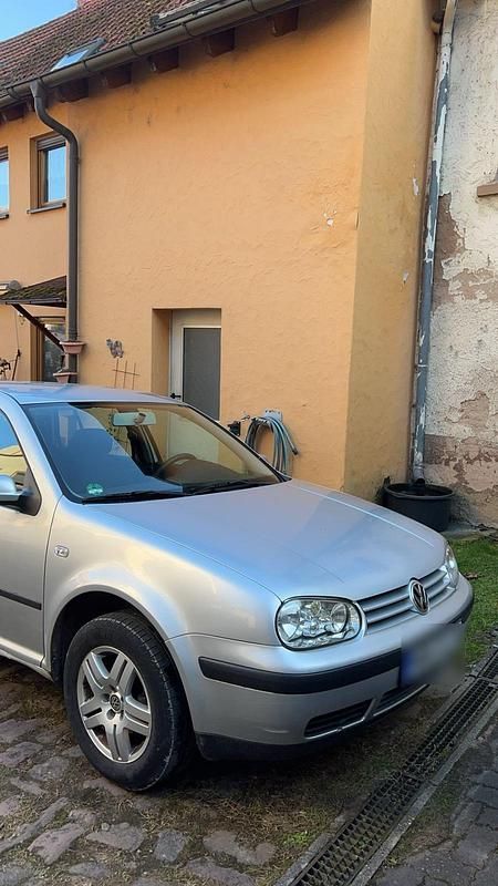 Gebraucht VW Golf IV Edition 75 PS (55 kW) 2000 Silber Kleinwagen
