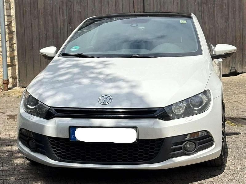 Weiß Gebraucht 2014 VW Scirocco Coupé | 8.900 € (Guter Preis) - Bild 1/4
