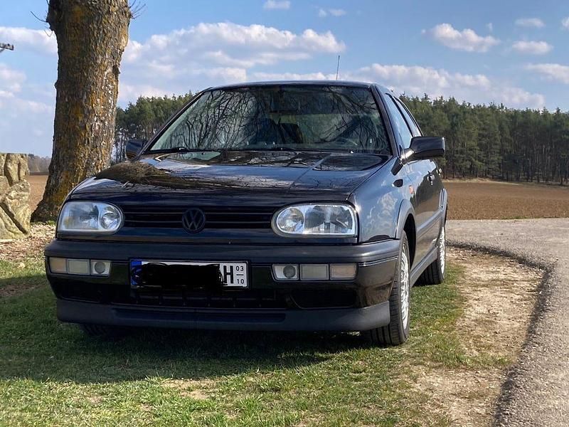 Gebraucht VW Golf III 174 PS (127 kW) 1993 Schwarz Limousine