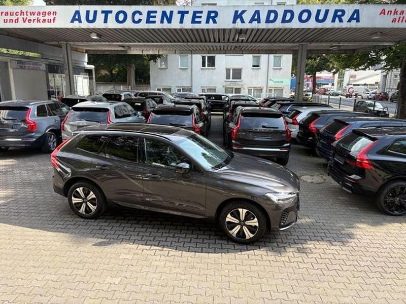 Gebraucht Volvo XC60 Plus 398 PS (292 kW) 2024 Platinum grey / metallic SUV