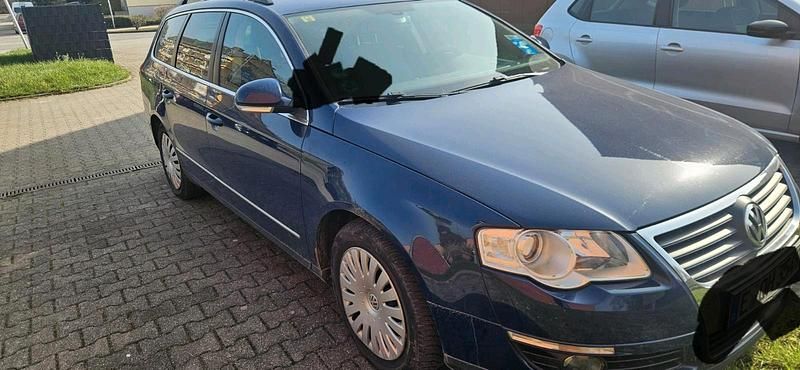 Gebraucht VW Passat 140 PS (102 kW) 2008 Blau Kombi