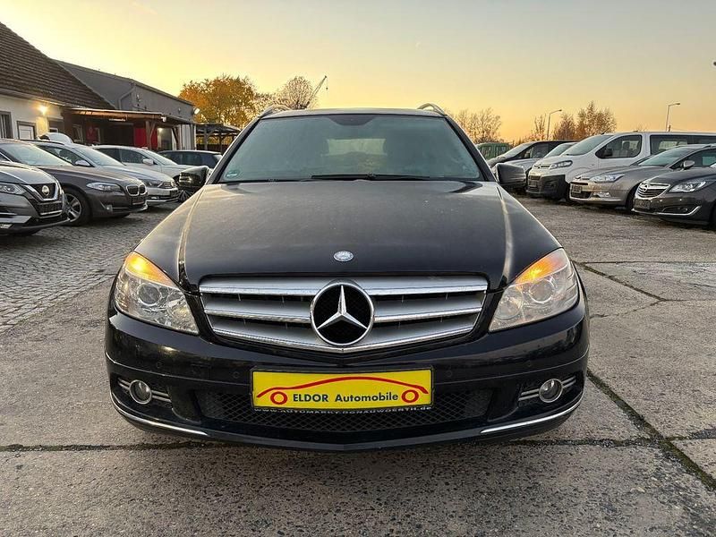 Schwarz Gebraucht 2011 Mercedes C220 Kombi | 3.900 € (Superpreis) - Bild 1/4