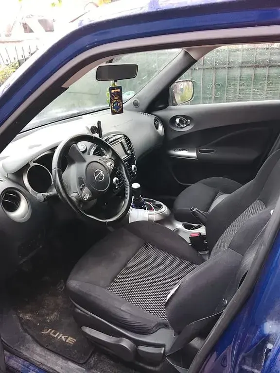 Second-hand Nissan Juke Acenta 116 CP (85 kW) 2015 Albastru SUV