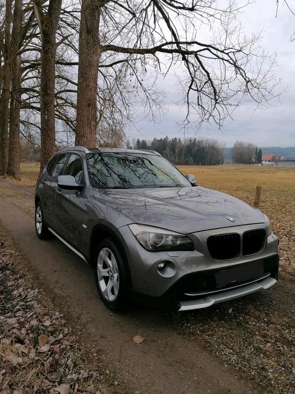 Gebraucht 2011 BMW X1 SUV | 8.000 € (Guter Preis) - Bild 1/4