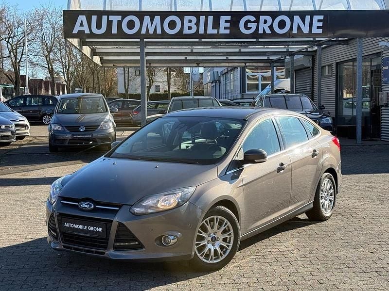Gebraucht Ford Focus Titanium 150 PS (110 kW) 2011 Grau Limousine