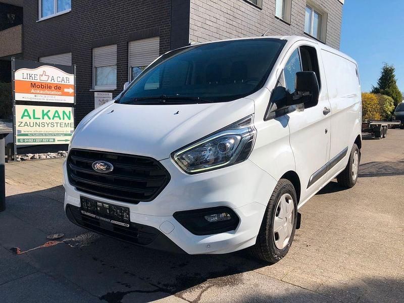 Gebraucht Ford Transit Custom Trend 131 PS (96 kW) 2021 Weiß Van / Kleinbus