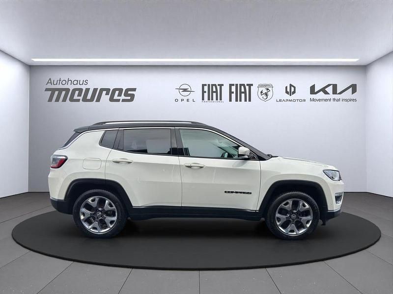 Gebraucht Jeep Compass Limited 140 PS (102 kW) 2020 Weiss SUV