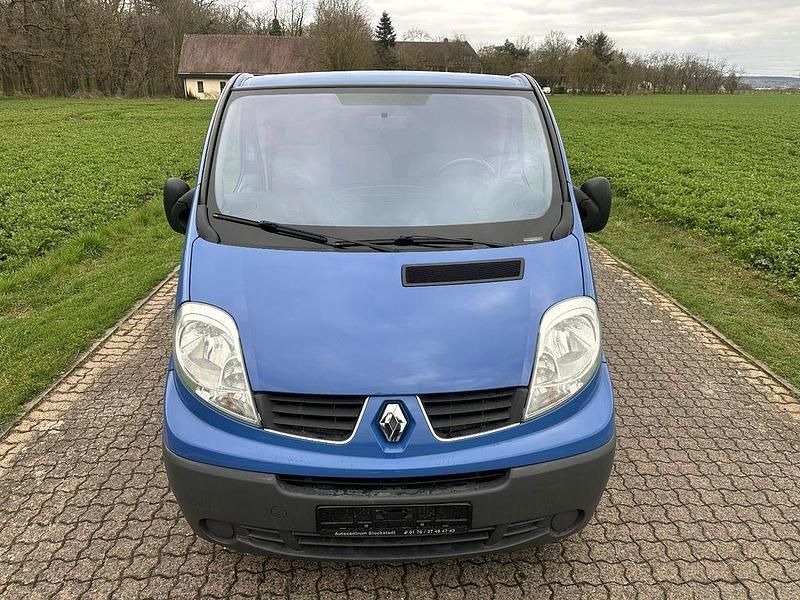 Gebraucht Renault Trafic 114 PS (83 kW) 2009 Blau Van / Kleinbus