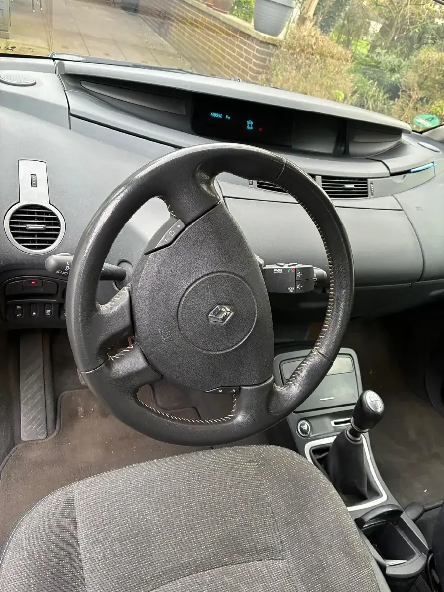 Gebraucht Renault Espace 150 PS (110 kW) 2010 Schwarz Van / Kleinbus