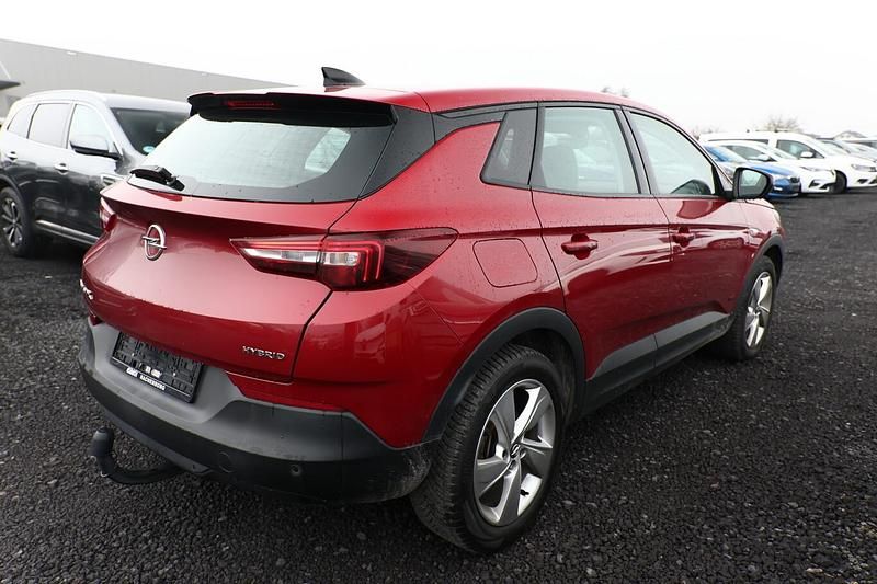 Gebraucht Opel Grandland X Edition 224 PS (164 kW) 2021 Bright red SUV