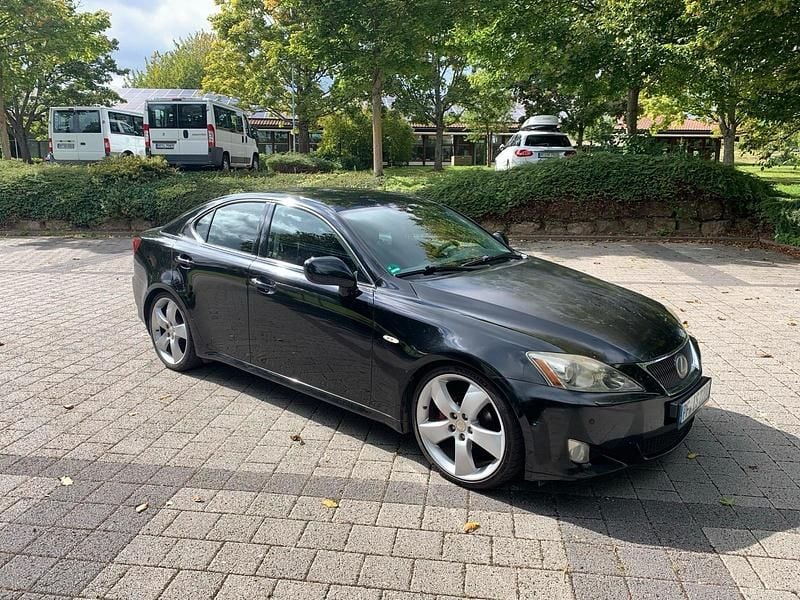 Schwarz Gebraucht 2005 Lexus IS250 Sport Line Limousine | 5.300 € - Bild 1/4