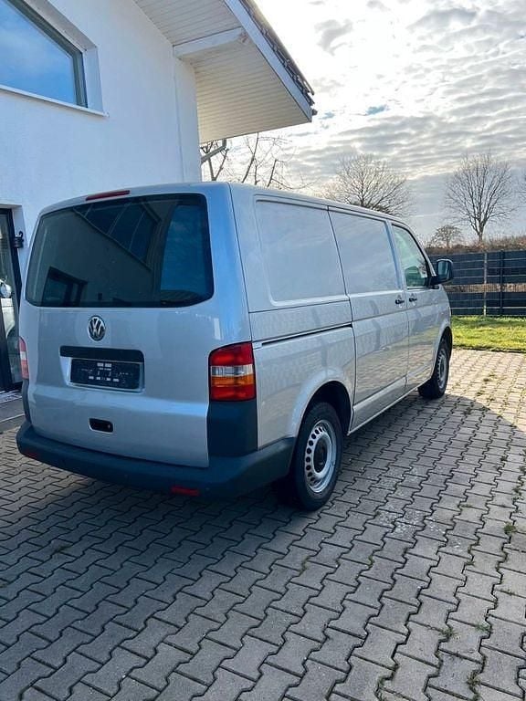 Gebraucht VW Transporter 84 PS (61 kW) 2007 Silber Van